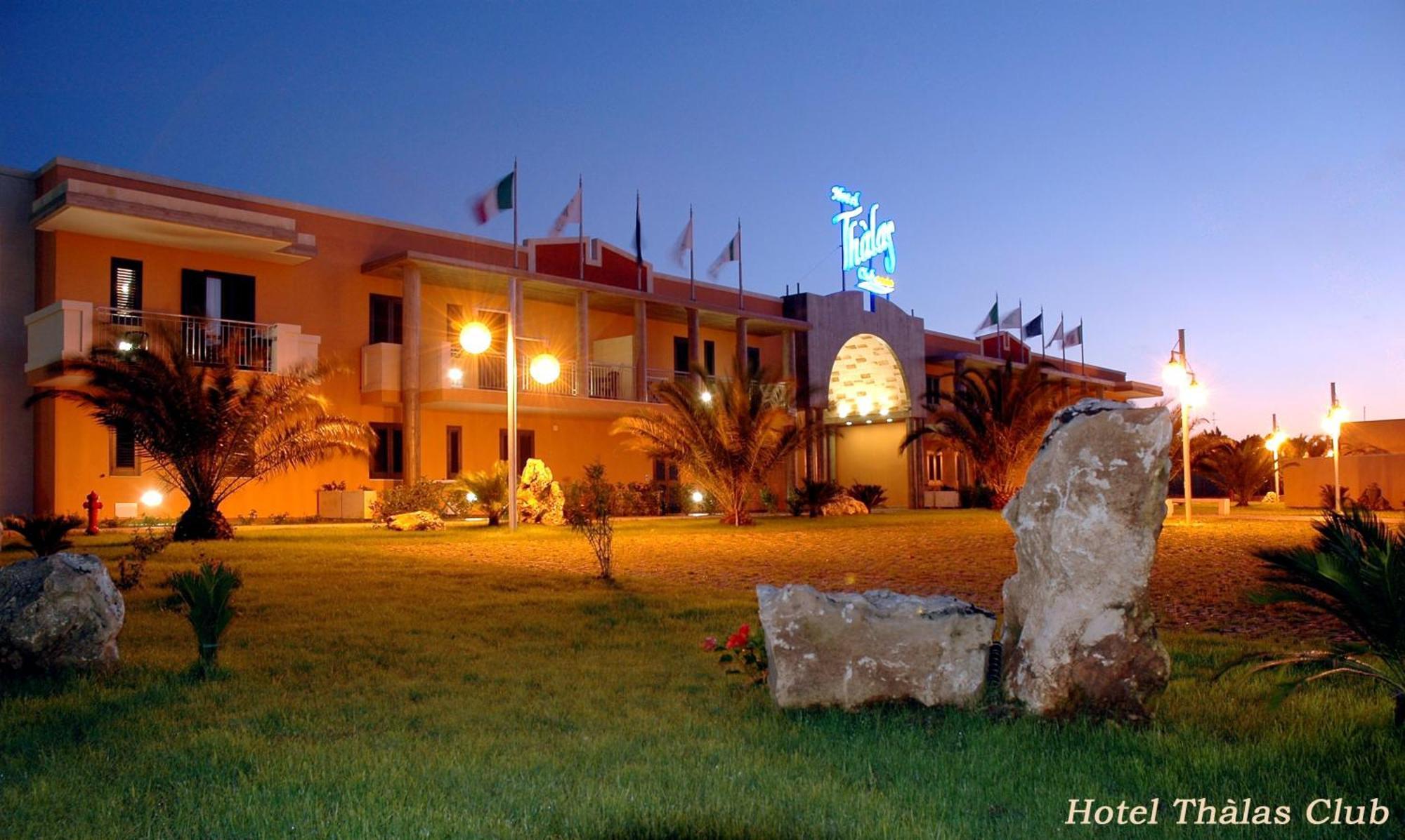 Hotel Thalas Club Торе дел'Орсо Екстериор снимка