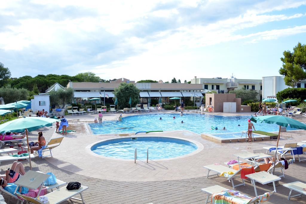 Hotel Thalas Club Торе дел'Орсо Екстериор снимка