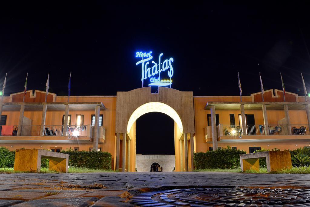 Hotel Thalas Club Торе дел'Орсо Екстериор снимка